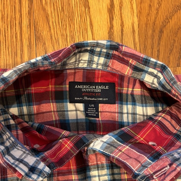 American Eagle button up - Picture 2 of 2